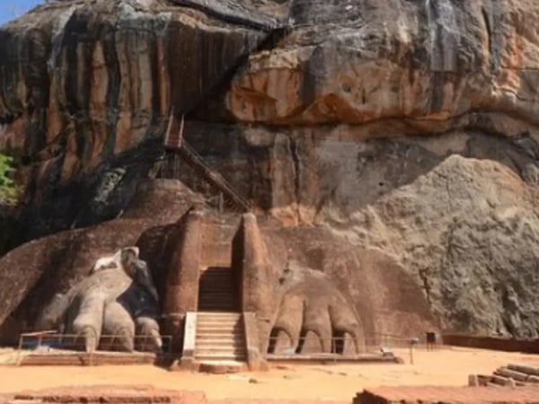 Private Dambulla Sigiriya Tour with Lunch